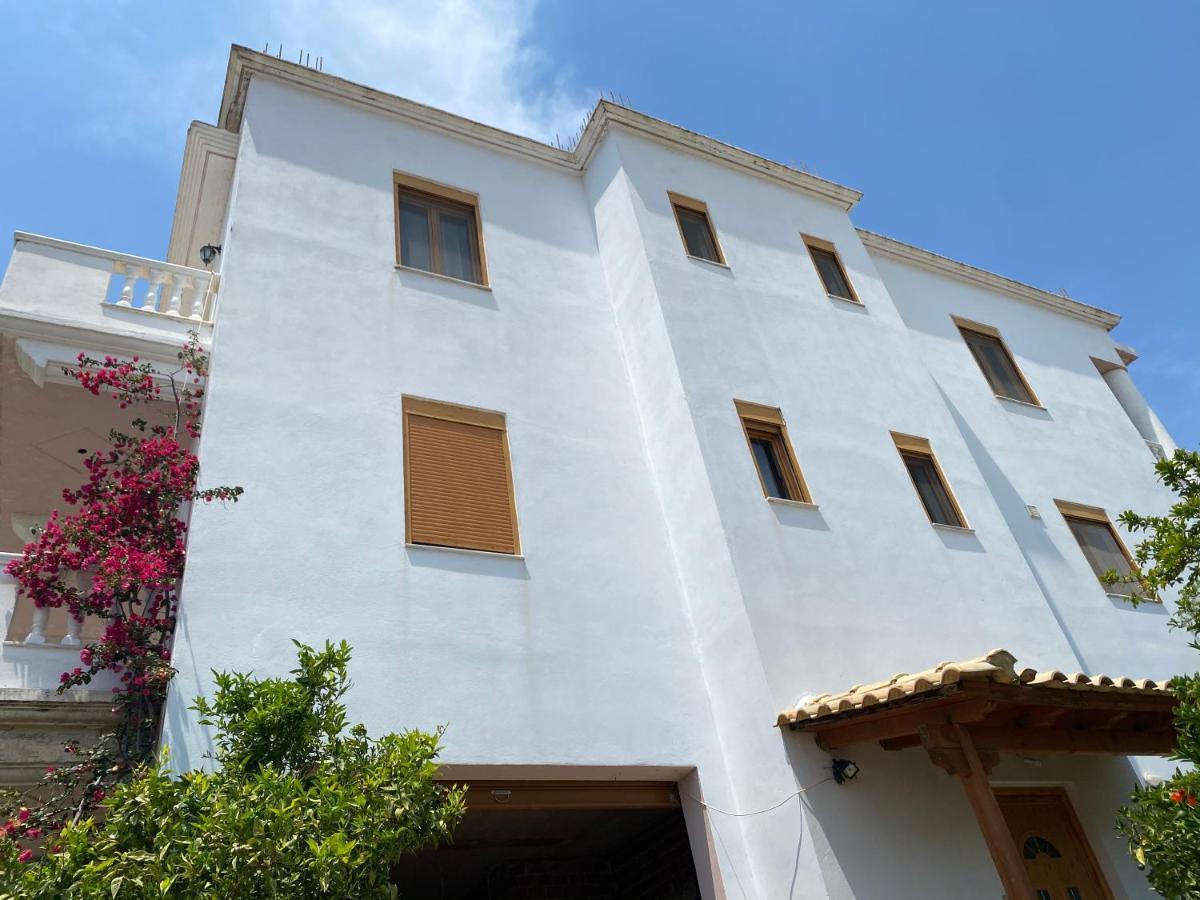 Am Apartment Saranda Zewnętrze zdjęcie