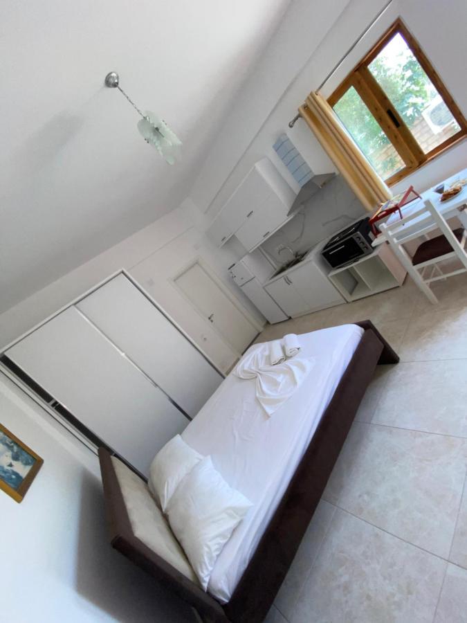 Am Apartment Saranda Zewnętrze zdjęcie